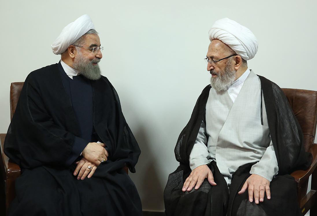Rouhani_ir's tweet photo. دیدار با #مراجع عظام تقلید در #قم؛ تشریح برنامه‌ها و دستاوردهای دولت یازدهم. ۱/۲ https://t.co/c1XKfDnxtc