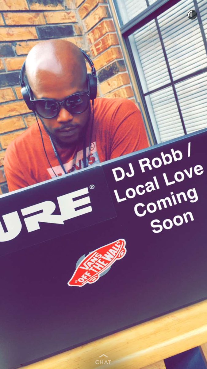 DJBaldHeadd's tweet photo. DjROBB in my #zone #creativity with my hands #Locallov3 comin sπN https://t.co/65fO4lgn9n