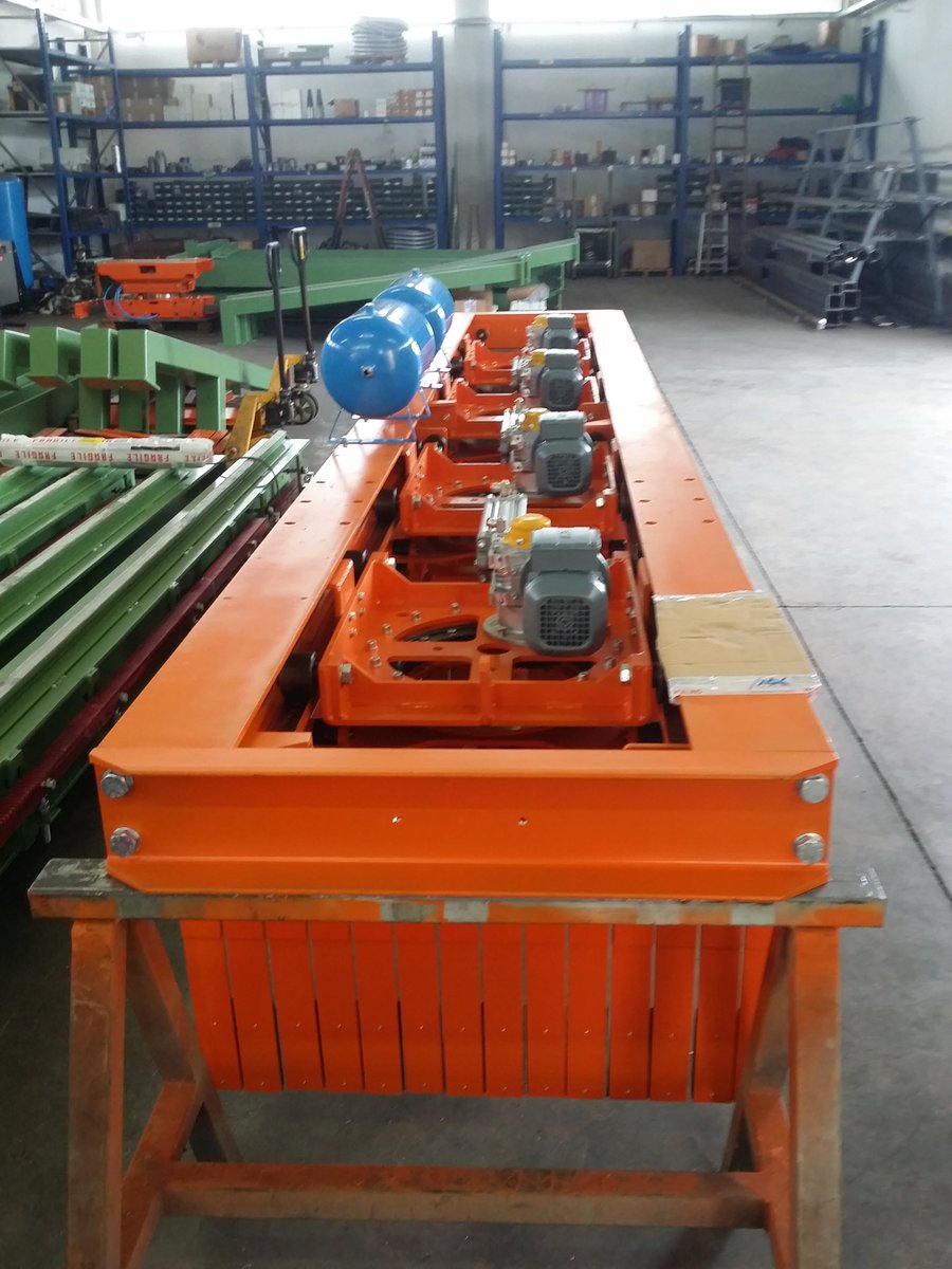 AAK_Service's tweet image. The new AAK SERVICE project for unloading system #heavyclay  #UnloadingSystem