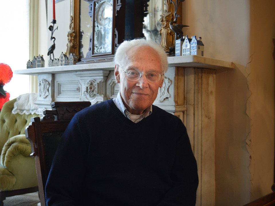 Hoodline's tweet photo. A Chat With Joe Pecora, Chronicler Of Alamo Square's Historic Homes https://t.co/IsqKSfDIcP by @RASchuetz https://t.co/aUEJulYabD