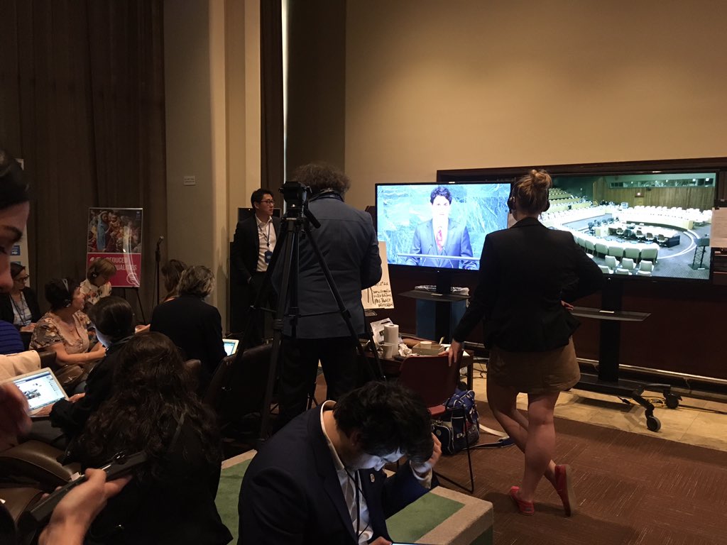 Network4Better's tweet photo. #FBF #FlashBackFriday #BTS #ParisAgreement #UNDMZ #SDGs #Youth4Climate @SDGaction @PvblicF @NewsDMZ @Connect4Climate https://t.co/4NG5BoEnuj