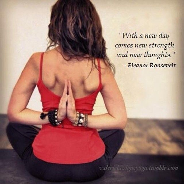 YogaLiveLink.com tweet media