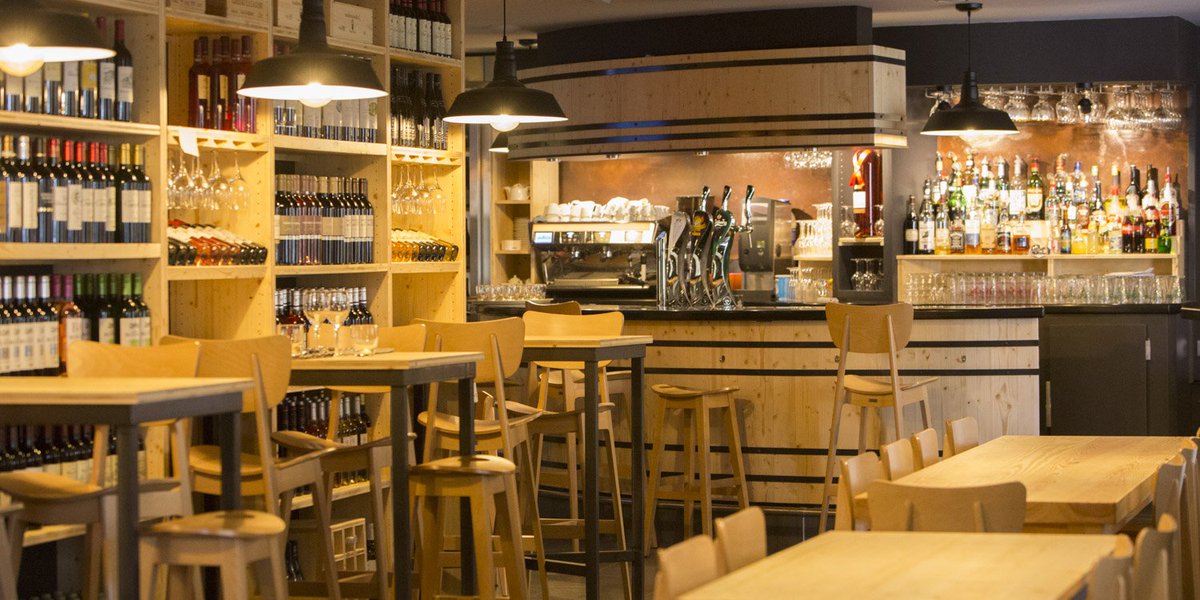 LeTrinquet's tweet photo. Bon #weekend à tous ! N'hésitez pas à venir nous voir et découvrir toutes nos nouveautés ! 🍷🍴 #restaurantpaysbasque https://t.co/Xhc8Evw8QF