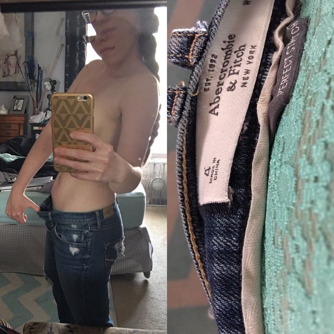 Hello size 4 jeans you are officially my fat jeans for the past 2 months. My size 2s are fitting just<a href="/tag/nyc"class="tags"><span>#nyc</span></a><a href="/tag/dc"class="tags"><span>#dc</span></a><a href="/tag/pittsburgh"class="tags"><span>#pittsburgh</span></a>