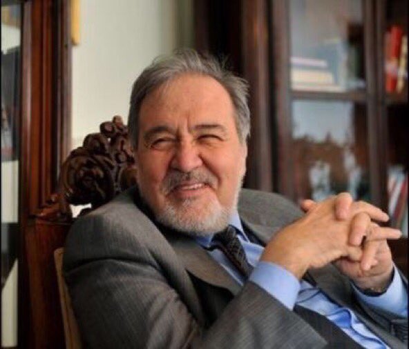 ILBERORTAYLIGSU's tweet image. 21 Mayıs 1947 tarihinde doğan, Türkiye&apos;ye tarihi sevdiren İlber Ortaylı 69 yaşında...
