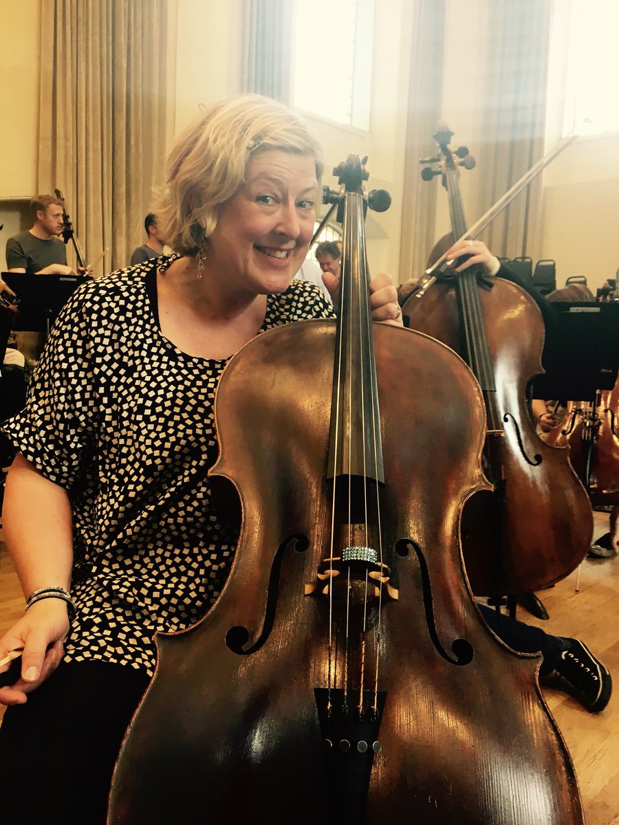 <a href="/StephensonCello/">Karen stephenson</a> <a href="/Bling4Strings/">Bling4Strings</a> <a href="/philharmonia/">Philharmonia Orchestra</a> the arrival of the 1st bling cello mute in the #Philharmonia debut!
