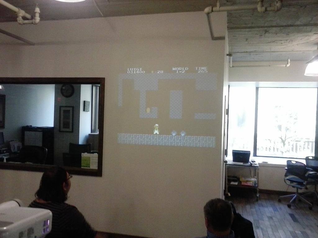 glenn_a_allen's tweet photo. #VideoGame Nite @SALTsyr @SyracuseCoworks https://t.co/xUSbkRepLB @DJSilenze It feels like I'm in an arcade. https://t.co/AnLFMEQmU4