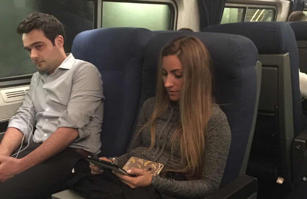 etanthomas36's tweet image. Shout out to the lady who didn't want me to sit next to her on the train but quickly moved her stuff when he asked
