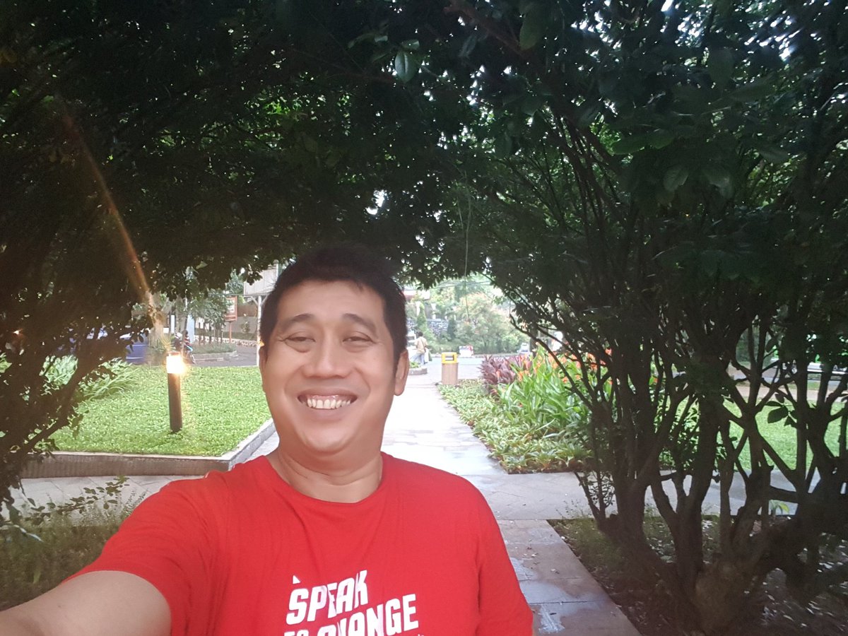 JamilAzzaini's tweet photo. Olah raga dulu sebelum berbagi ilmu di #TrainerBootcamp @Akademi_Trainer seger...seger... https://t.co/SRcyiEAvwJ