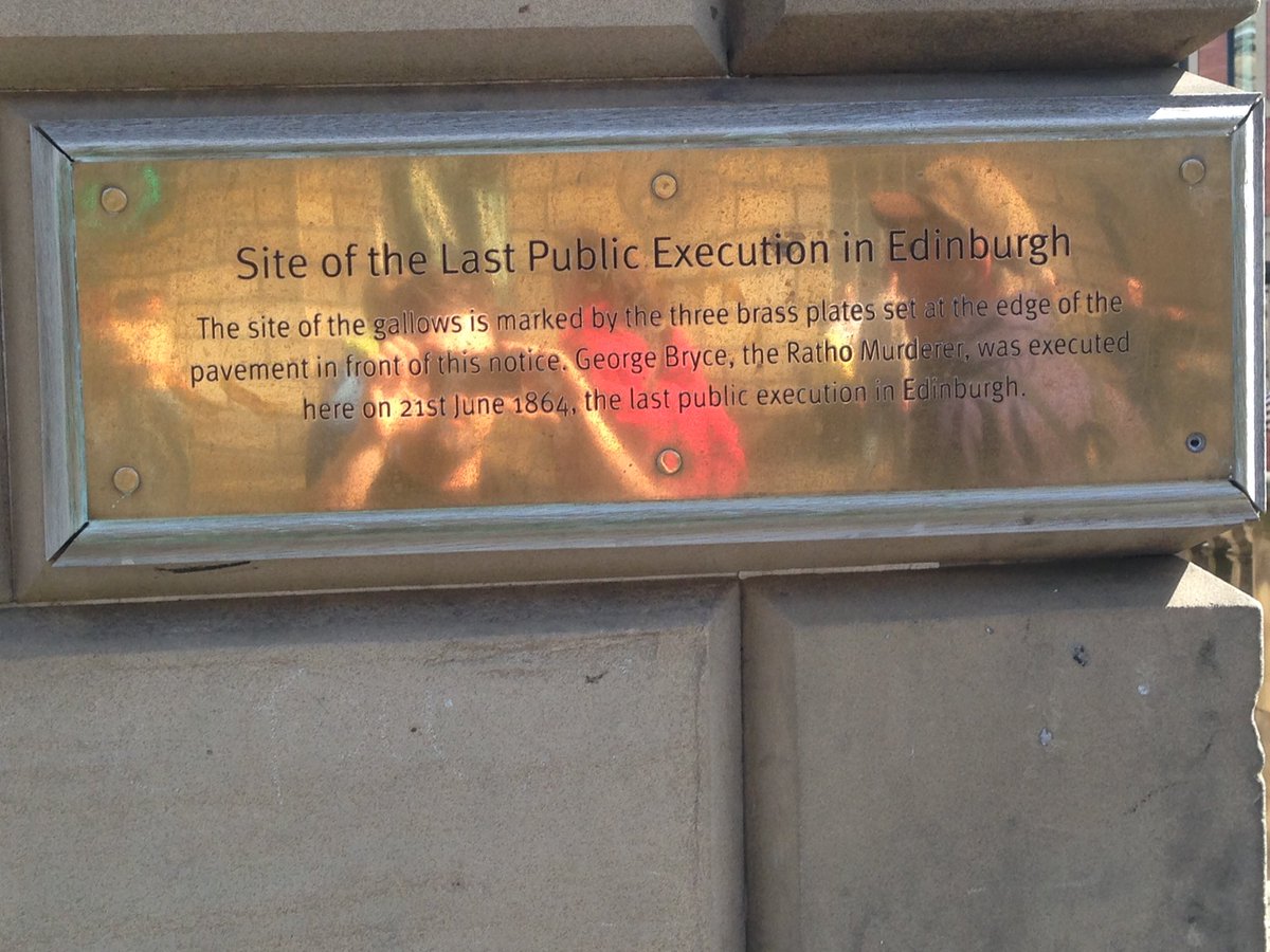 gjust67's tweet photo. @Canyouescape what a great day with the @EdinburghCRF team building event running around Edinburgh!! #haredevils https://t.co/evoHRah9Rn