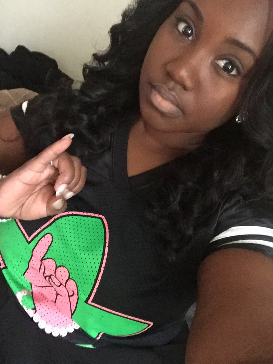 thoughtsbytonib's tweet image. did someone say #AKATwitter 💕🐸 #betapi