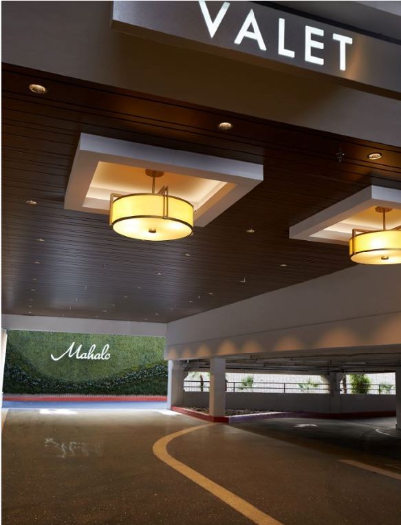 thecalcasino's tweet photo. Our new valet area is a site to be seen!!! 
#DTLV #CalRenovation #AlohaSpokenHere @VacationsHawaii https://t.co/slgraoYPgo