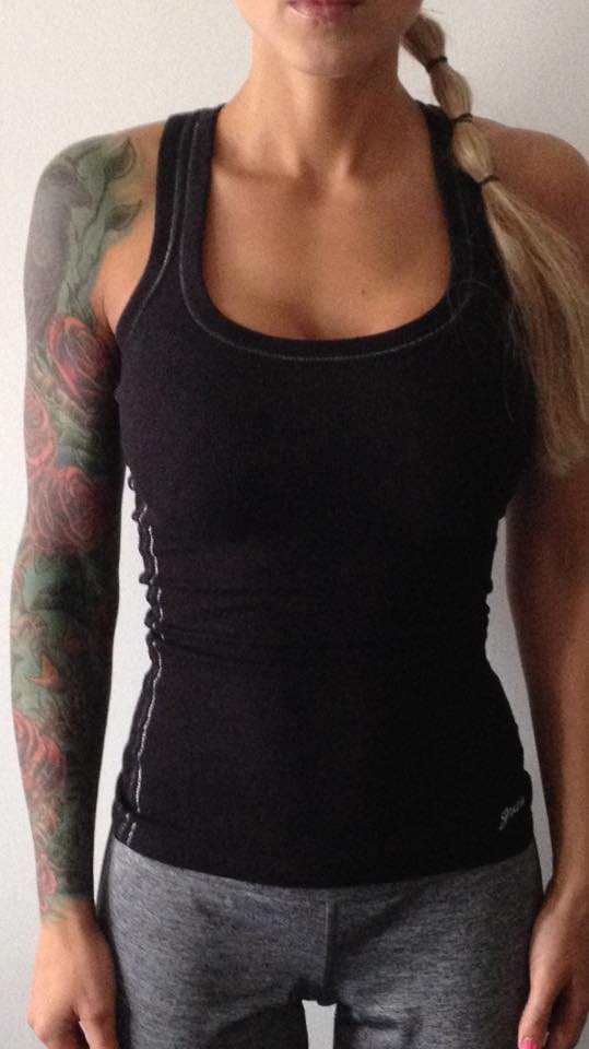 CTVVancouver's tweet photo. Too busty to break a sweat? Ottawa woman told tank top was inappropriate for gym https://t.co/lBnehSwKwT https://t.co/n6qgn5UeEq
