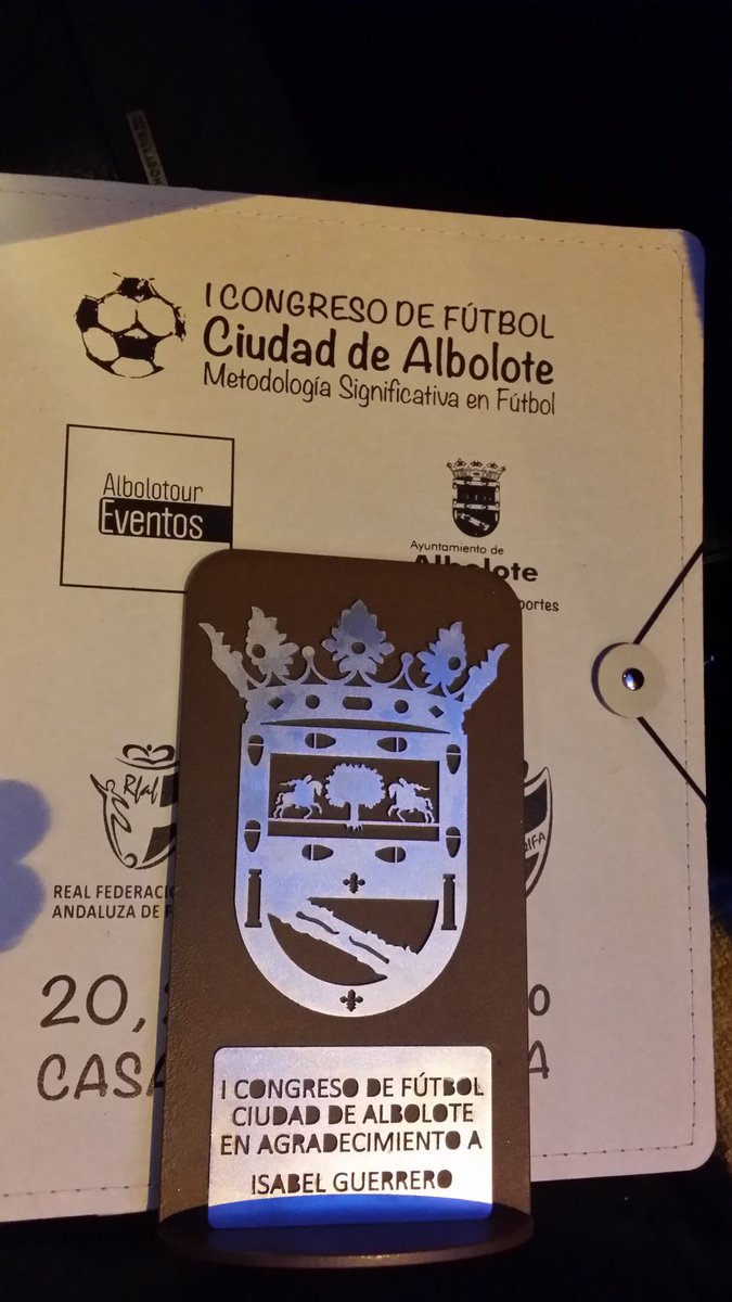 MalagaCFemenino's tweet photo. Gran experiencia I Congreso Ciudad Albolote.Gracias por la acogida.Isa Guerrero @MalagaCFemenino @MalagaCF @AEJF1 https://t.co/cWOqnUcZGi