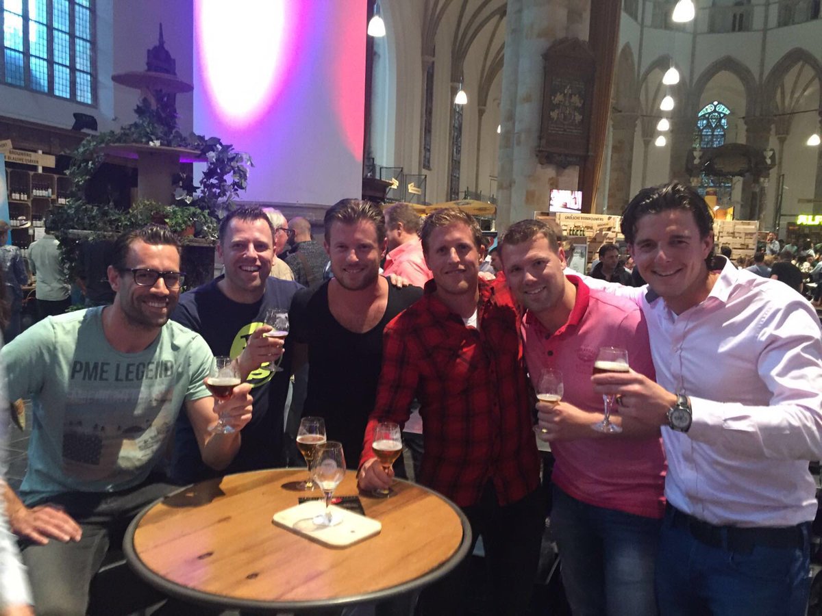 Gezelligheid <a href="/grotekerk/">kruithof</a> den haag tijdens#WeekNLBier