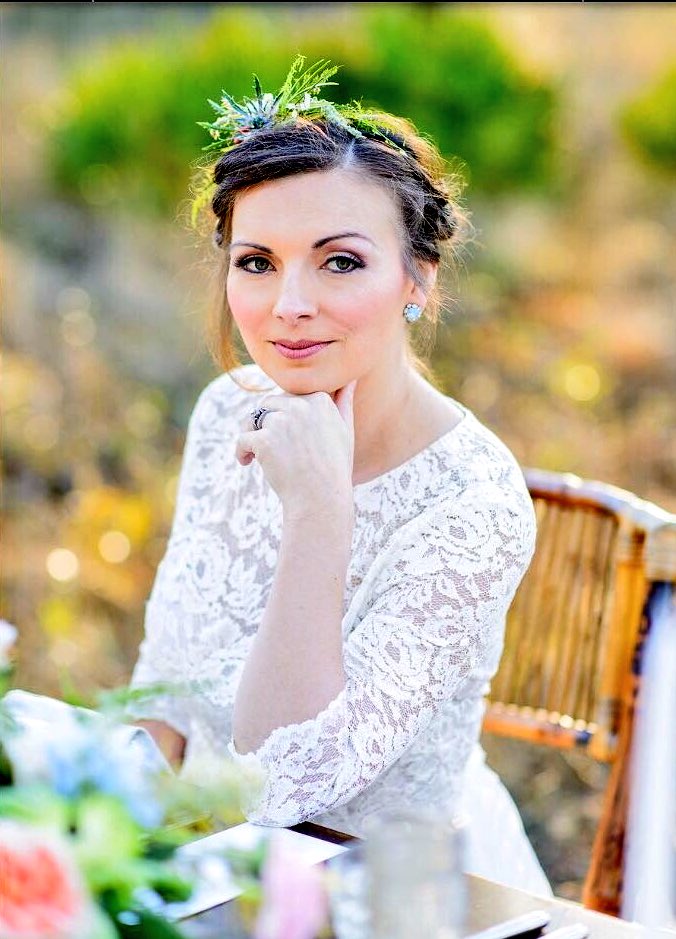 BFbyErin's tweet photo. Friday Favorite! #fridayfaves #beautifulfacesbyerin #professionalmakeupartist #jaxcreative #hairandmakeup #beauty https://t.co/UUoAeq2y0F