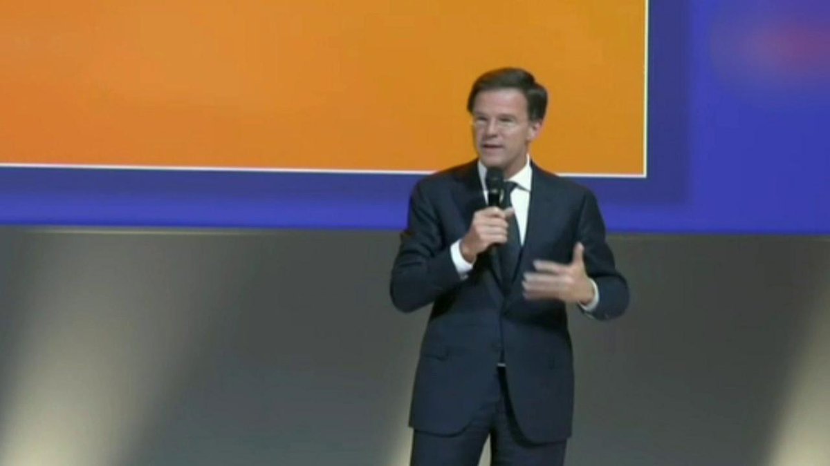 wweerstand's tweet photo. 'Mengen van culturen werkt niet' - VIDEO https://t.co/NyyV8tbujr https://t.co/guLHJ4X38Z #Rutte via @telegraaf