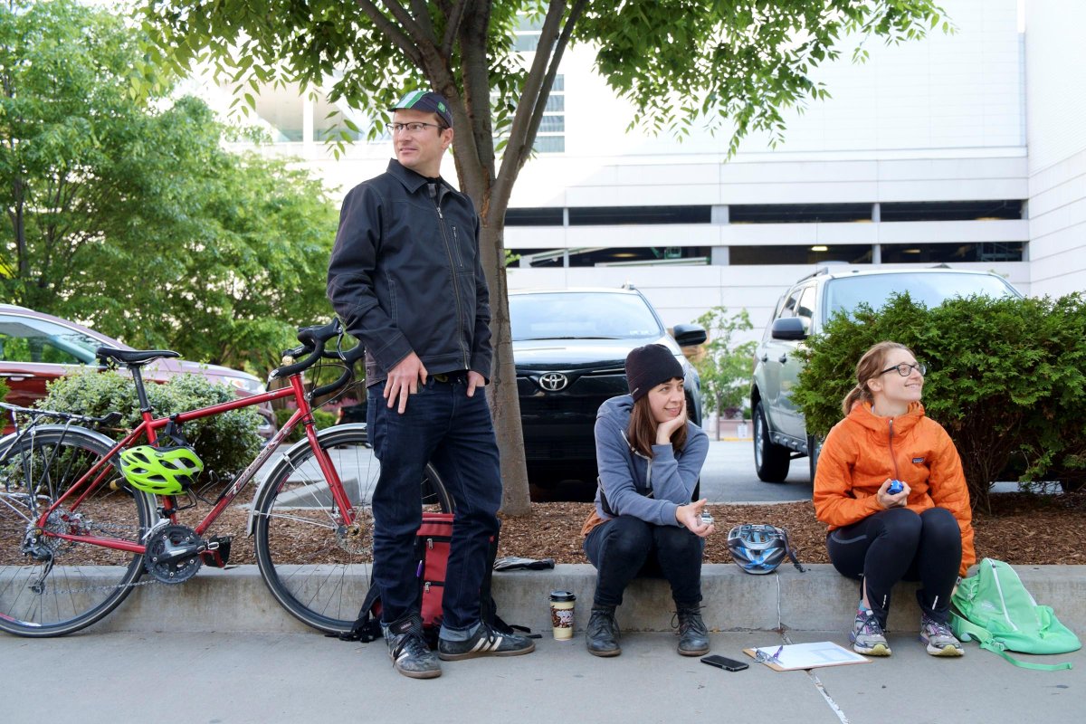 905wesa's tweet photo. .@BikePGH says bikes accounted for about 26-30% of commuters on Penn Ave Friday: https://t.co/C3L5heexZs https://t.co/C344a1TeC4