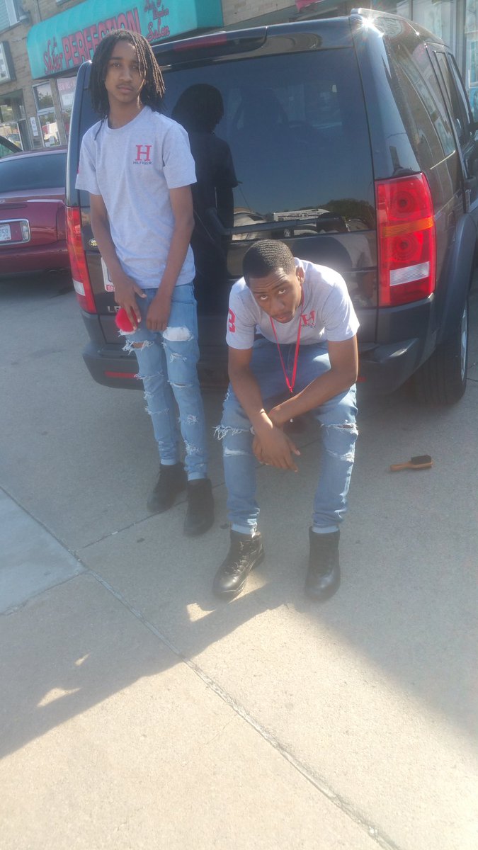iblessedhim_'s tweet photo. My Babies👬 https://t.co/1rH2SGRGNj