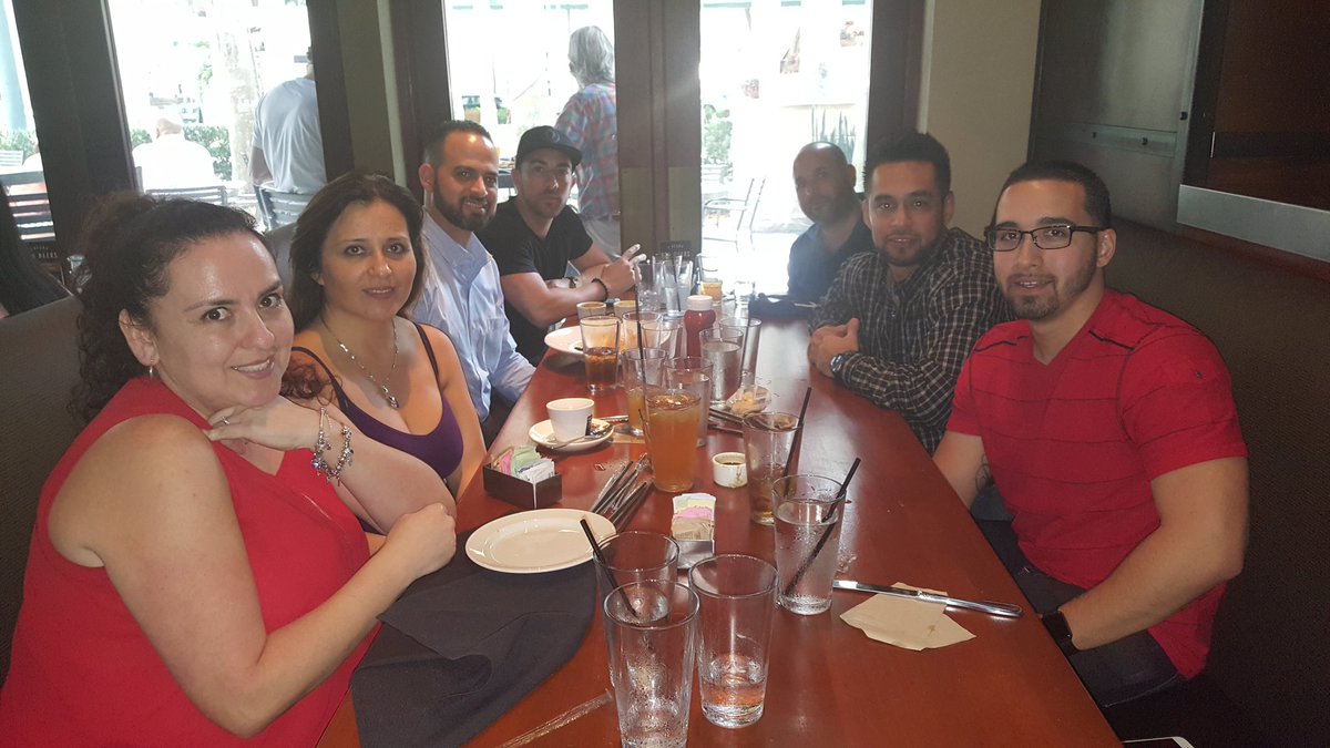 @hectormia11att <a href="/anthonyetuggle/">Anthony E. Tuggle</a> <a href="/MERojas30511/">Maria Rojas</a> <a href="/YokastaMia11/">YokastaMia11</a> @MCRossMIA11ATT <a href="/Greatness_Mia11/">Guillermo Real</a> #TOPSELLERSLUNCH