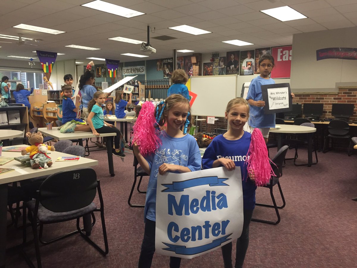 eastovermedia's tweet photo. @EastoverEagles #bhslibraries celebrating #blueribbon #livingoutloud https://t.co/pPqbCFDxv1