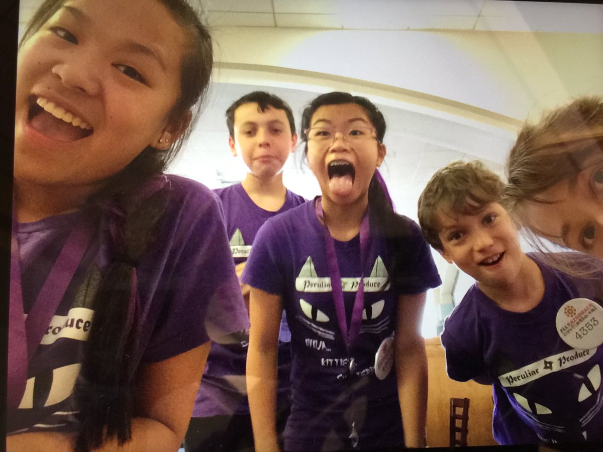FLL4353NKT's tweet photo. We have fun! #2016FLLRI #FLLCOREVALUES https://t.co/6D5amasoOf