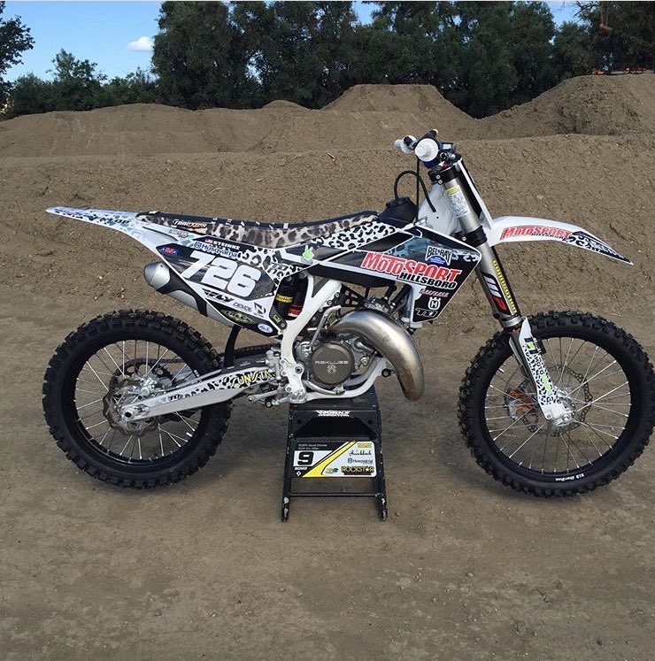 SolidFactionCo's tweet image. Sick husky. #moto #mx