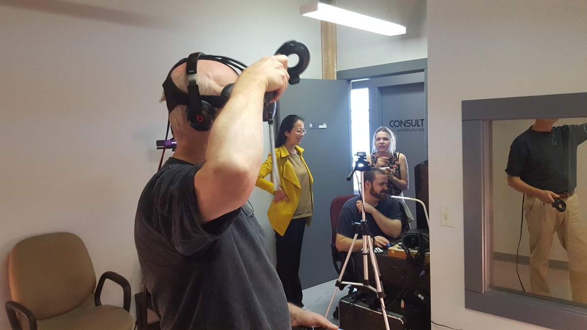 CMDannCA's tweet photo. We have been doing some cool stuff at work today. #vive #vr #htcvive #kinect #3Dscanning #innovation https://t.co/QYuGPpcITl