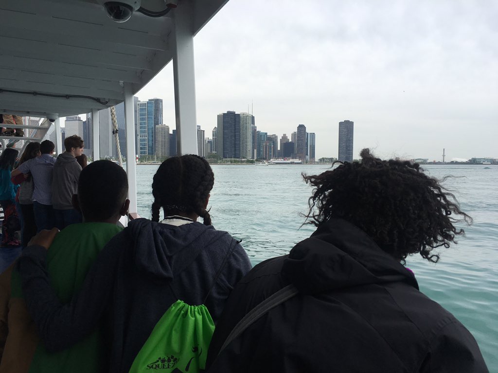Miss_Monreal5's tweet photo. 5th grade had a blast on our Architectural Boat Tour! #d161learns @TheHornetsHive https://t.co/BOZQGvk8w1