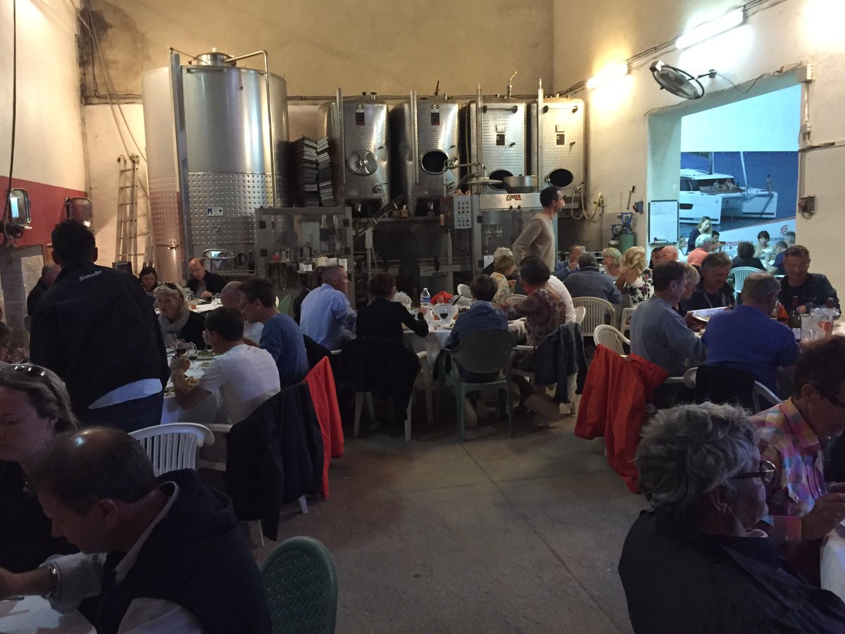 Special diner tonight at the Domaine de l'île with Sami Abourabi ! #fountainepajot #sailingcatamarans #motoryachts