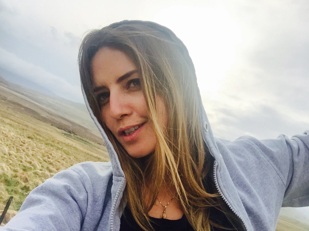 besscavendish's tweet photo. #Scotland #family #mountains https://t.co/6UwMKlXIZR