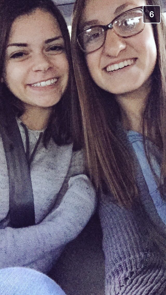 mel_rose010's tweet photo. Happy 20th birthday andrea!!!❤️❤️❤️ thanks for being such an inspiration to look up to, miss you cuzzy🎉 @andreanale https://t.co/JAn2tXShKA