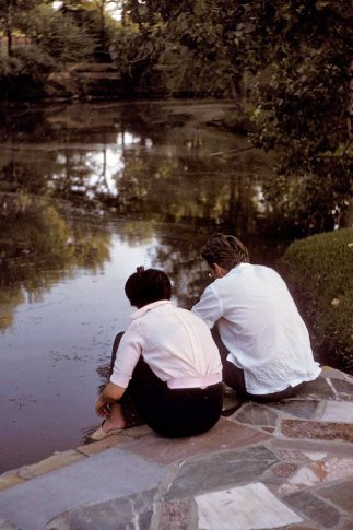 JamesFckngDean's tweet photo. James Dean and Elizabeth Taylor photographed by Richard C. Miller, 1955. https://t.co/tFHDzpotaH