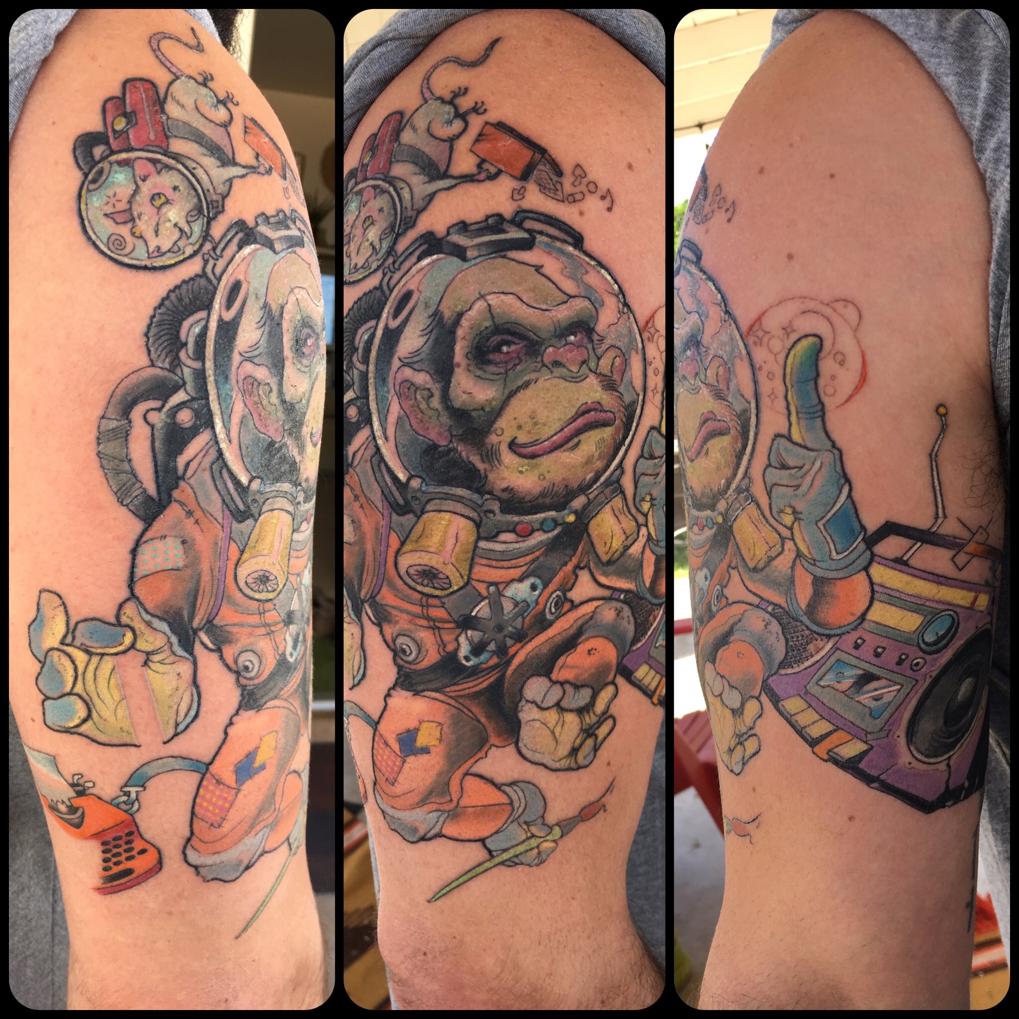 Space Monkey tattoo on the right thigh referenced from