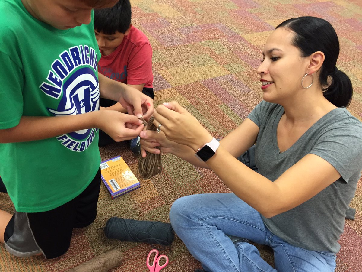 hendricksreads's tweet photo. 4th grades had a great time today in the library!We made yarn dolls after finishing "Esperanza Rising" @PamMunozRyan https://t.co/Dkuy6KyJri
