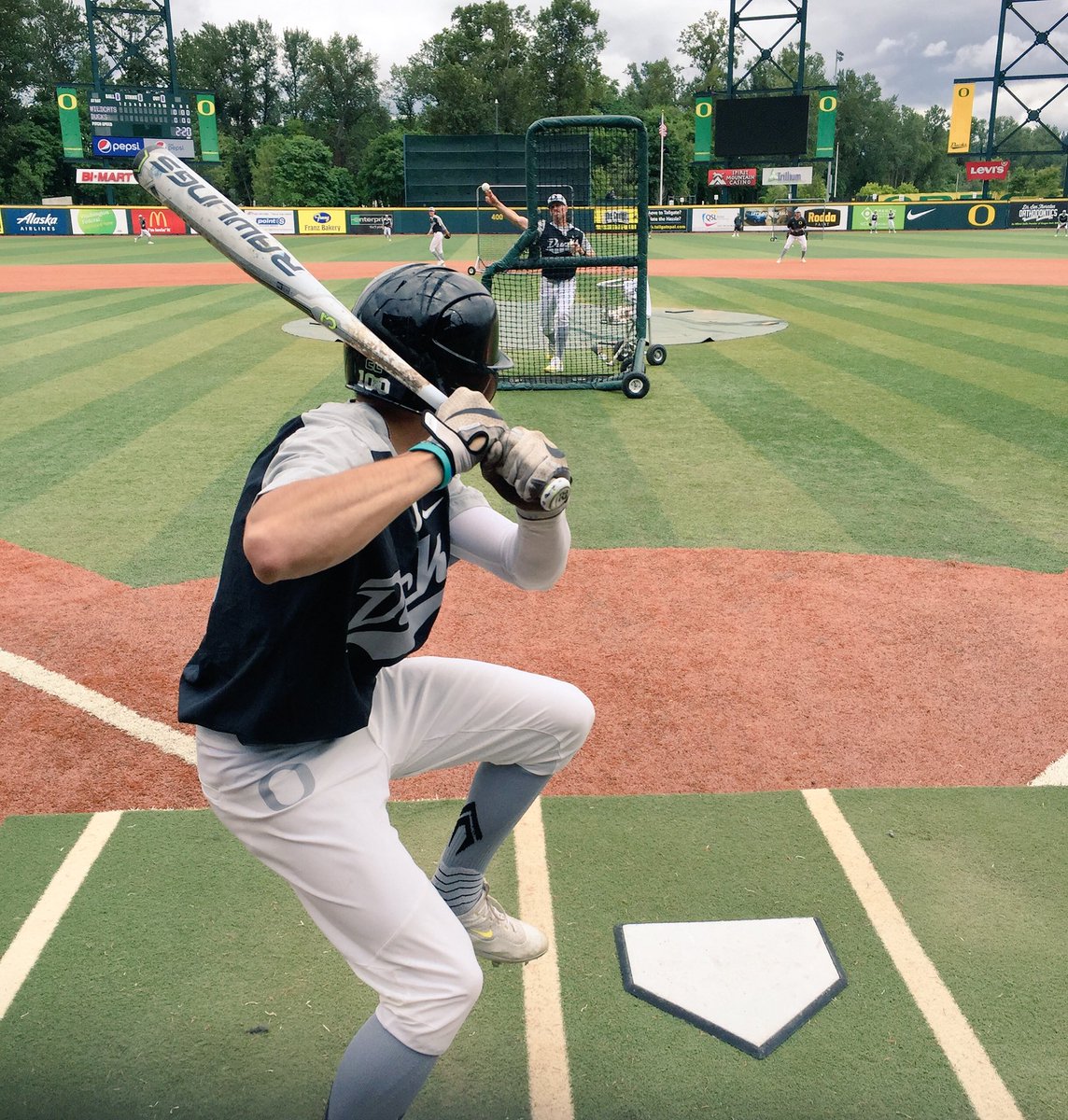 OregonBaseball tweet picture