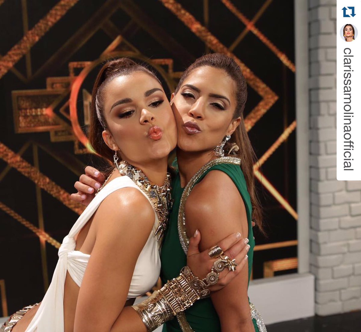 UnivisionPage's tweet photo. El Back To Back está más cerca para @ClaryMolinaRD será posible este ańo? #NBLClarissa @franciscaNBL #NBLVIP https://t.co/97rAhzhOYw