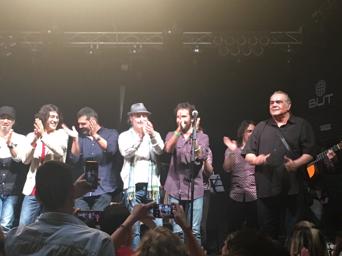 LaraCb88's tweet photo. Conciertazo de @Javi_Cantero https://t.co/xbWrHI8Jik