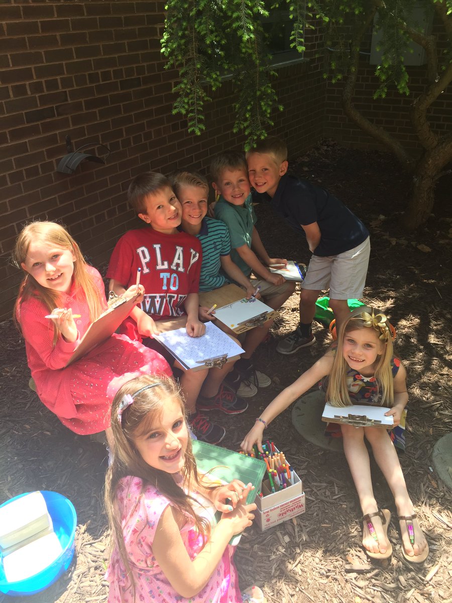 ses_art's tweet photo. Exploring our garden at SES! Drawing observational and inspirational art pieces in this beautiful space! https://t.co/TGSeKy6OU2