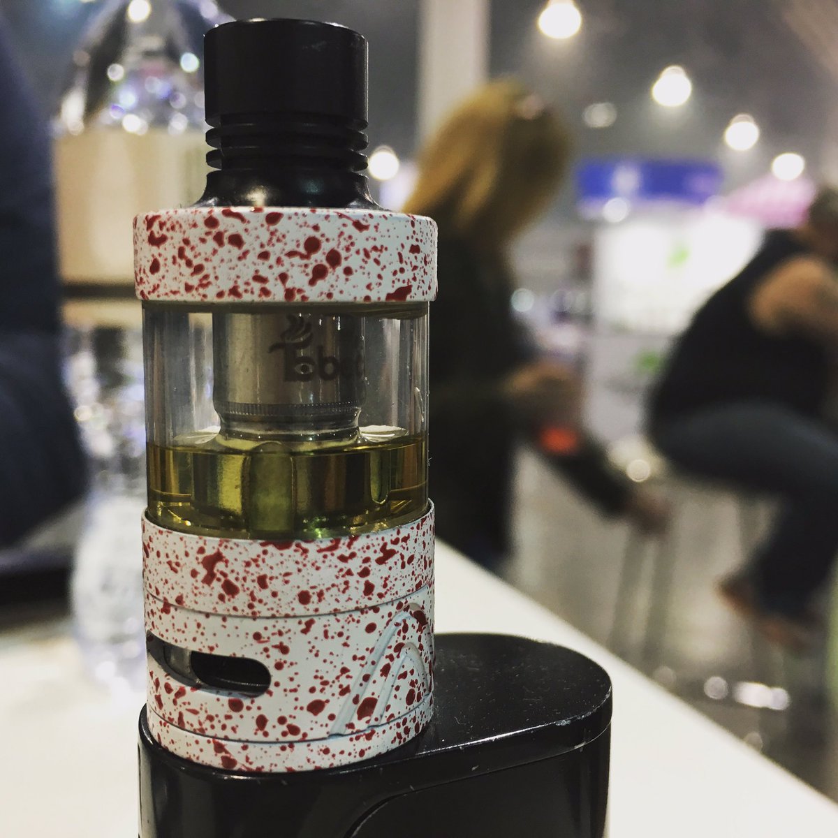 VaporGoodGuys's tweet photo. Taking a break to #Vape while doing business at @ecc_expo #VPX #vapelife #vapenation https://t.co/IZn73hKltb