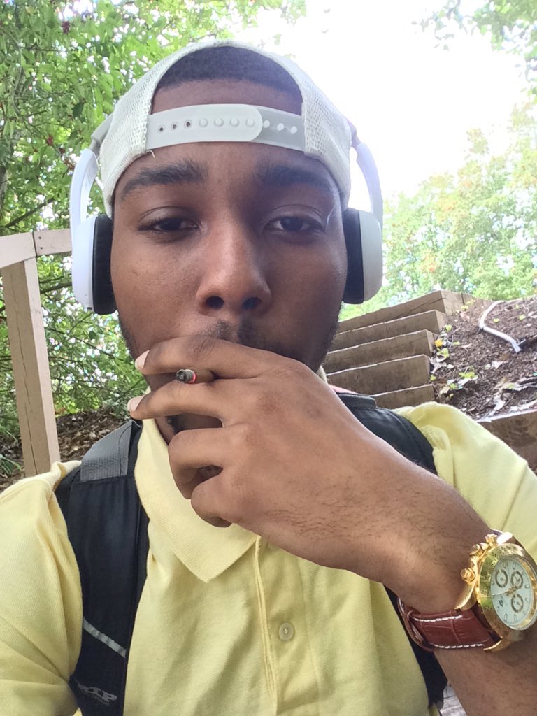 Tr3ppyHippy's tweet photo. #Breakflow #UglyGang #HAHAXB https://t.co/G5hEZUiz89