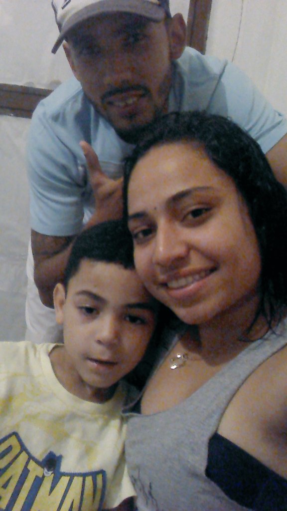 DinhaThur's tweet photo. O que seria de mim sem vocês ? #MeusAmores #MinhaFamilia #Deuseconosco 😍💕💞 https://t.co/DbPkVqFjX9