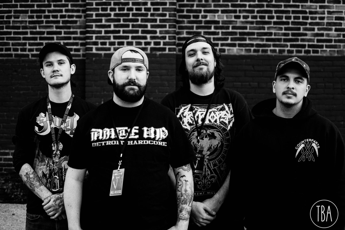 We interviewed <a href="/eulogyrecords/">Eulogy Recordings</a> band Turncoat about their debut EP!
pleasantmag.com/post/144670613…