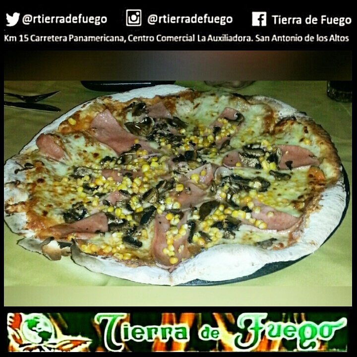 rtierradefuego's tweet photo. #FoodPorn #FoofPic #Food #Pizza #PizzaLovers #SAA #TierraDeFuego #SanAntonio #SanAntonioDeLosAltos #AltosMirandinos https://t.co/B4RDByRDKB