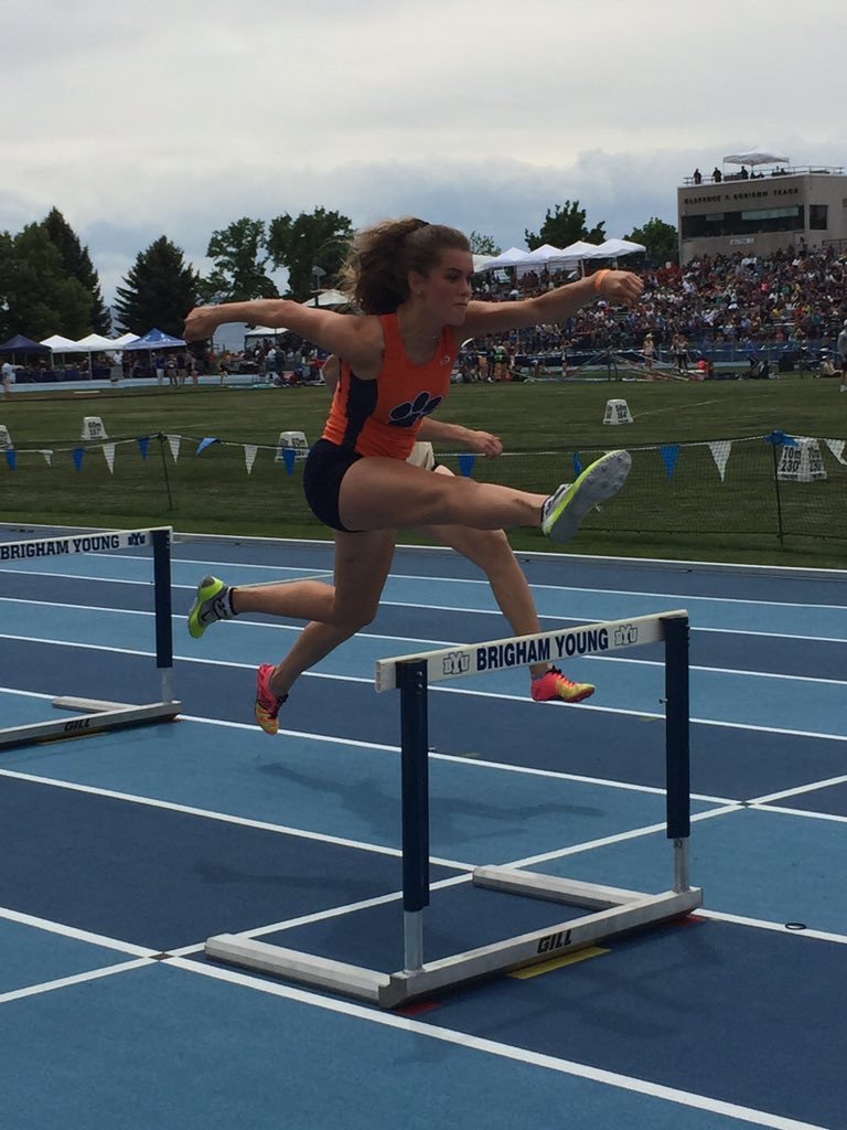 RunningBengals's tweet photo. Jordan Brandt qualifies for finals in the 300m hurdles at state track @bengalsbhs https://t.co/lmJMR7yrBm