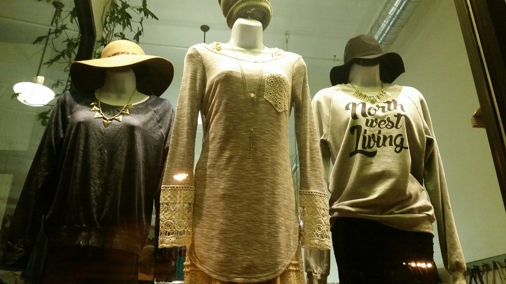 YelpBellingham's tweet photo. Laura B (AND her daughter) love to shop at @wearfringe! https://t.co/KV1ETrStMD https://t.co/W1bz1dApsk