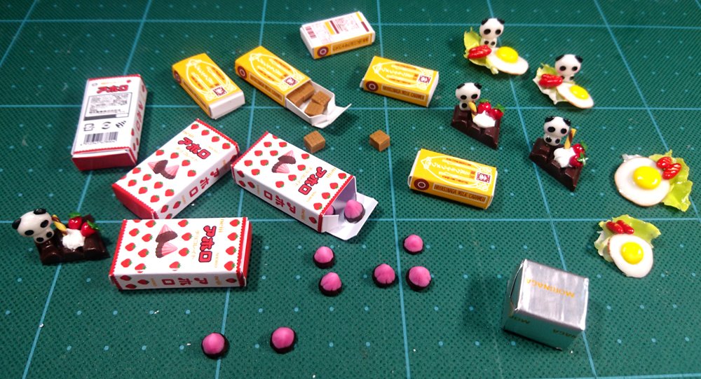 tkponsan's tweet photo. アポロチョコ追加と他ちょっとだけ量産してみました。チョコがいびつなのは堪忍え(≧ω≦)　　#ろぼぱんだ亭 https://t.co/GfeGKwPJaW