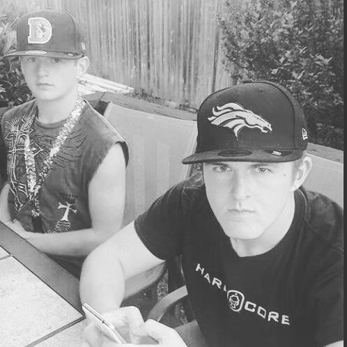 broncosselfie1's tweet photo. @tucker_halibut21 and i rocking the Denver hats.... #denver #broncos #Denver broncos #denverfans by kolbyhalbert_ β¦ https://t.co/2fYxNOU1D3