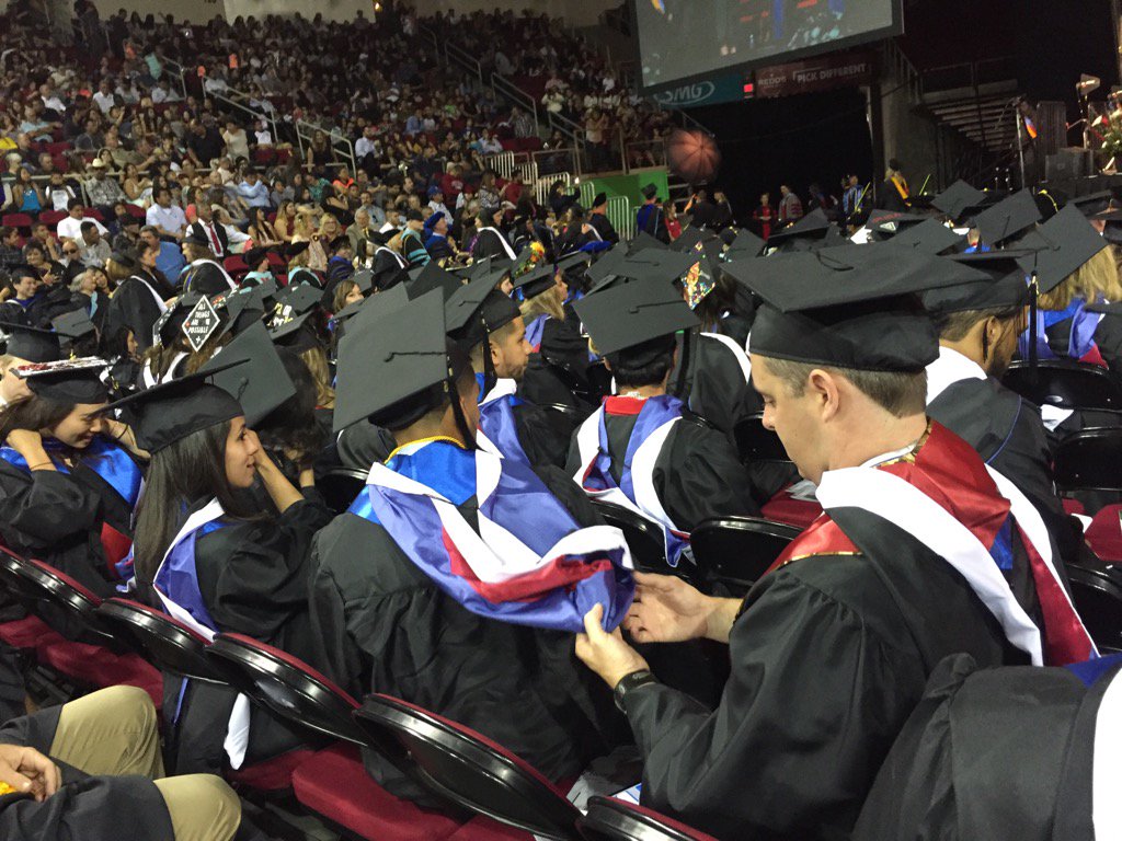 Fresno_MAE_CI's tweet photo. Arranging the new master's hood! ๐๐#MAE-C&I #KremenSchool #KremenGrad16 https://t.co/q7EVKQ2uYD