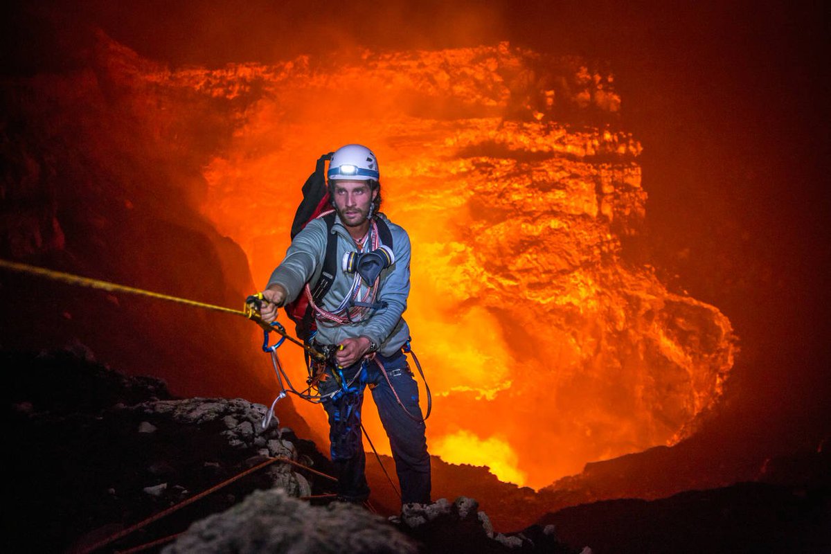 Friday video treat: <a href="/UllaLohmann/">Ulla Lohmann</a> gets within spitting distance of an active volcano!!! s.fstopgear.com/RE6r